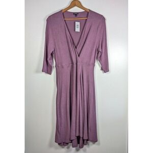 Torrid Wrap Dress Women's Size 2  V Neck‎ Midi NEW